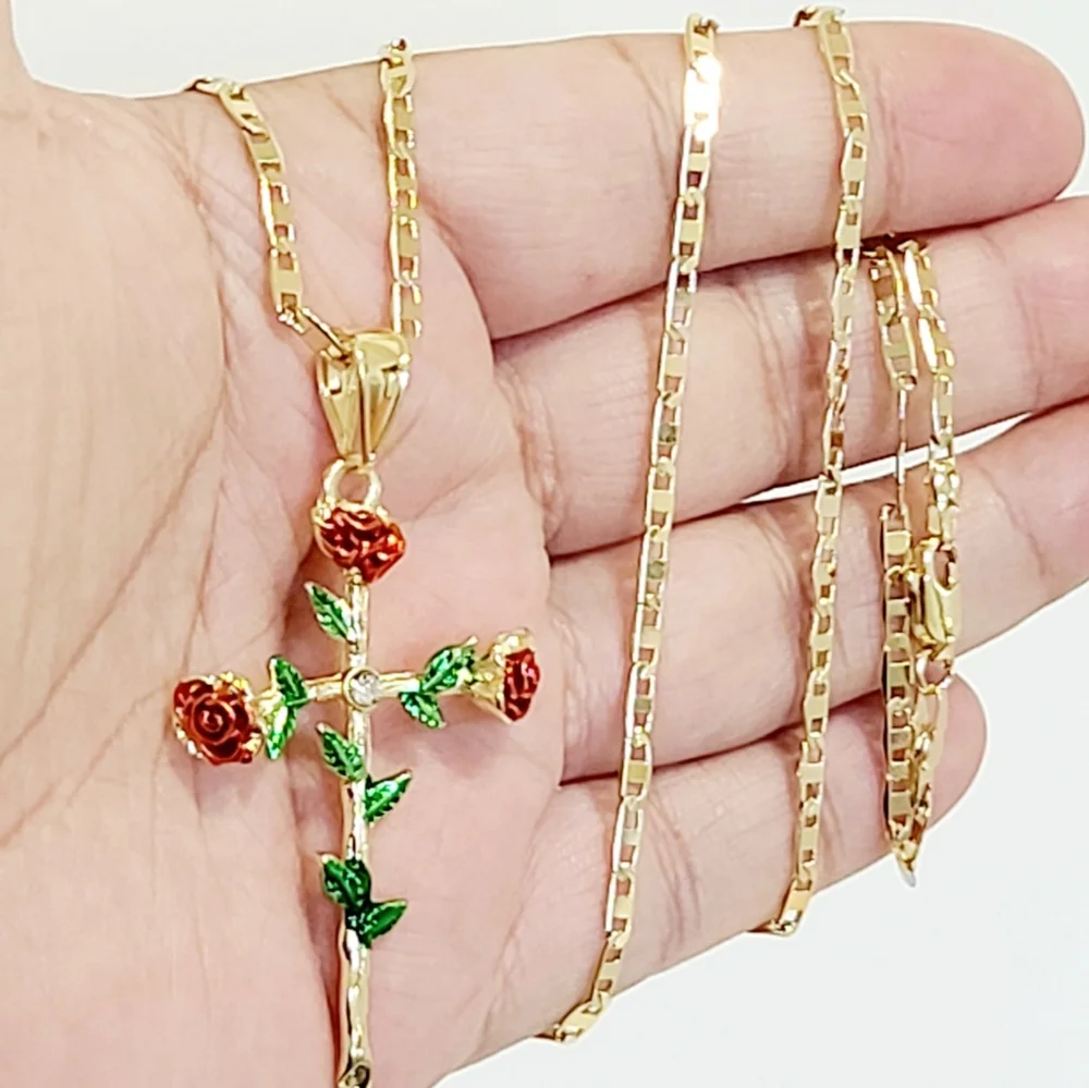 Red Roses Cross - Picture 2 of 5